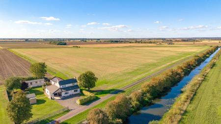 6 bedroom Detached house for sale in Westhouses, Sibsey, PE22