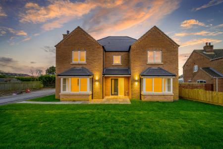 4 bedroom Detached house for sale in Stickney Chase, Stickney, PE22
