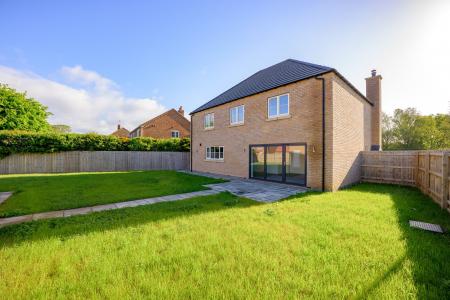4 bedroom Detached house for sale in Stickney Chase, Stickney, PE22