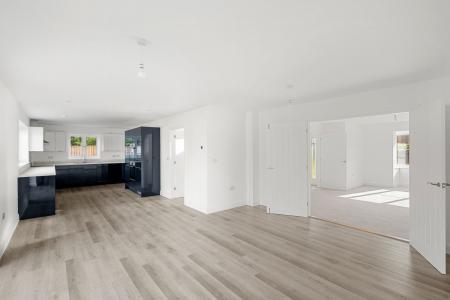 4 bedroom Detached house for sale in Stickney Chase, Stickney, PE22