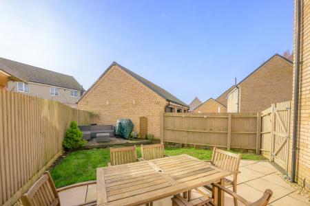 3 bedroom Semi-detached house for sale in Willow Gardens, Kirton, PE20