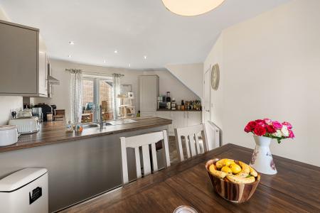 3 bedroom Semi-detached house for sale in Willow Gardens, Kirton, PE20