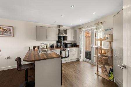 3 bedroom Semi-detached house for sale in Willow Gardens, Kirton, PE20