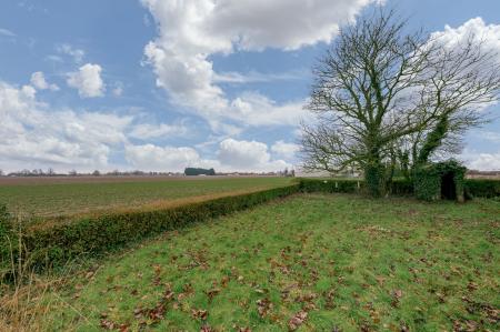 3 bedroom Detached house for sale in Hubberts Bridge Road, Kirton Holme, PE20