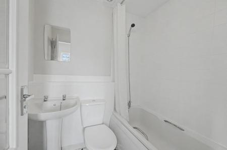 2 bedroom Semi-detached house for sale in Hutton Close, Spalding, PE12