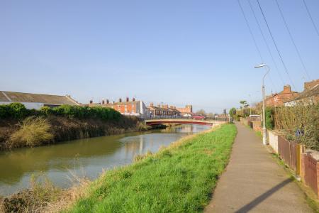 2 bedroom Terraced House for sale in Windsor Bank, Boston, PE21