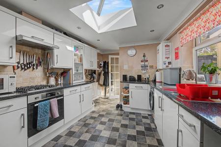 2 bedroom Terraced House for sale in Windsor Bank, Boston, PE21