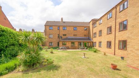 1 bedroom Flat for sale in Willoughby Road, Boston, PE21