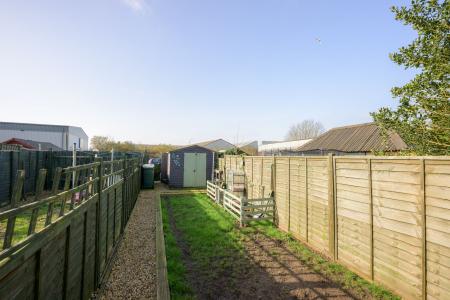 2 bedroom Terraced House for sale in Grand Sluice Lane, Boston, PE21