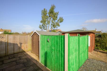 3 bedroom Detached bungalow for sale in Millersview, Old Leake, PE22