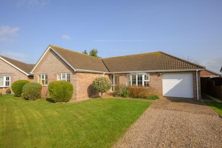 3 bedroom Detached bungalow for sale in Millersview, Old Leake, PE22