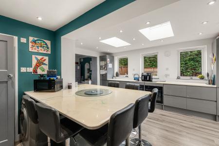 3 bedroom Semi-detached house for sale in Woodthorpe Avenue, Boston, PE21