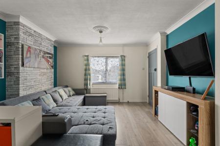 3 bedroom Semi-detached house for sale in Woodthorpe Avenue, Boston, PE21