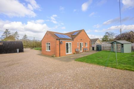 3 bedroom Detached bungalow for sale in Hagnaby Lock, Stickney, PE22