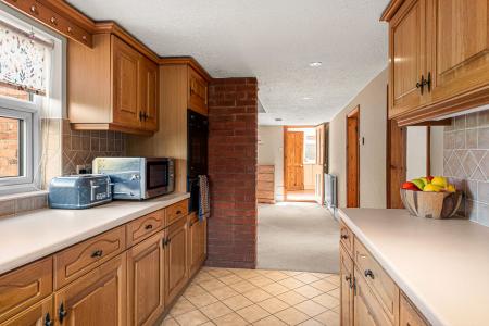 4 bedroom Detached house for sale in Butterwick Road, Benington, PE22