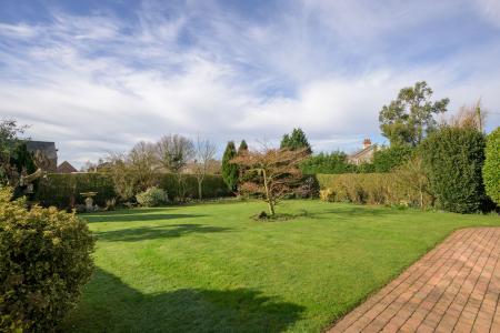 4 bedroom Detached house for sale in Butterwick Road, Benington, PE22