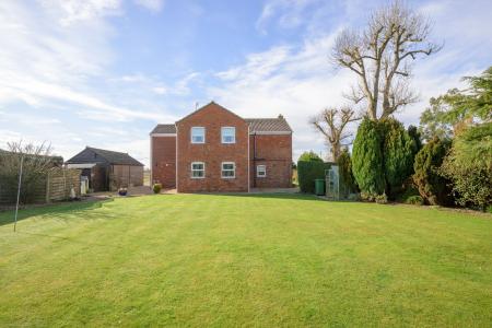 4 bedroom Detached house for sale in Butterwick Road, Benington, PE22