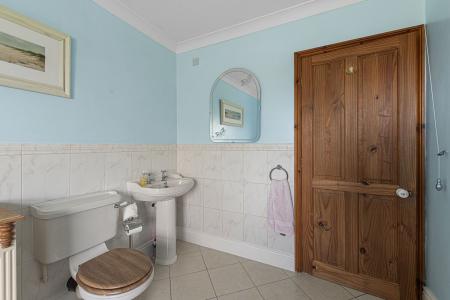 4 bedroom Detached house for sale in Butterwick Road, Benington, PE22