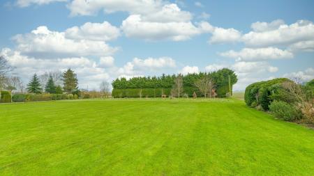 4 bedroom Detached bungalow for sale in Station Road, Swineshead, PE20