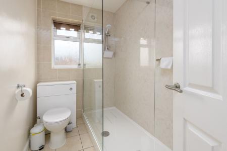 4 bedroom Detached bungalow for sale in Station Road, Swineshead, PE20