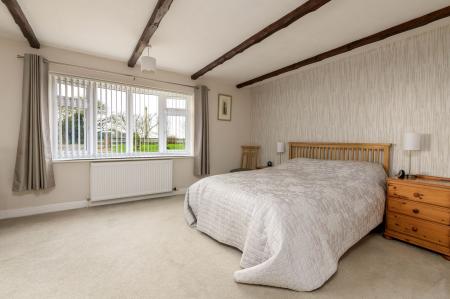 4 bedroom Detached bungalow for sale in Station Road, Swineshead, PE20