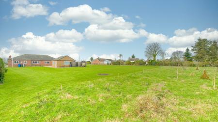 4 bedroom Detached bungalow for sale in Station Road, Swineshead, PE20