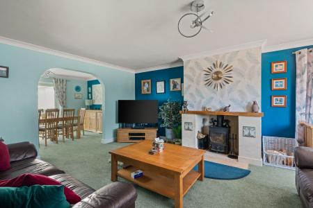 3 bedroom Detached house for sale in Main Road, Stickney, PE22