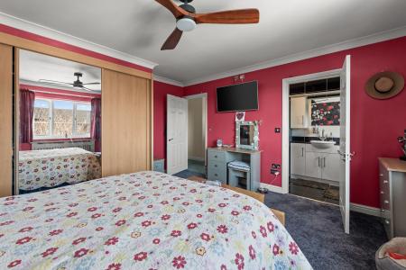 3 bedroom Detached house for sale in Main Road, Stickney, PE22