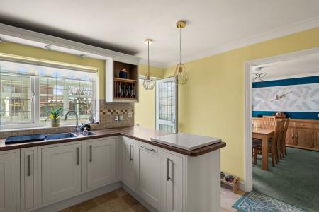 3 bedroom Detached house for sale in Main Road, Stickney, PE22