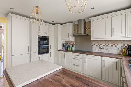 3 bedroom Detached house for sale in Main Road, Stickney, PE22