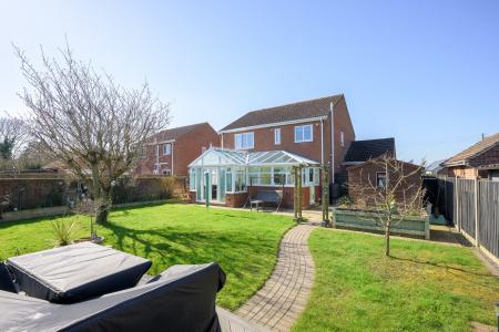 3 bedroom Detached house for sale in Main Road, Stickney, PE22