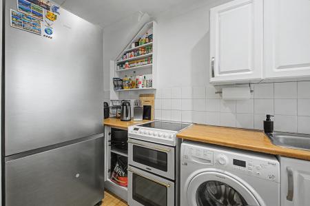 2 bedroom Terraced House for sale in Woodthorpe Avenue, Boston, PE21