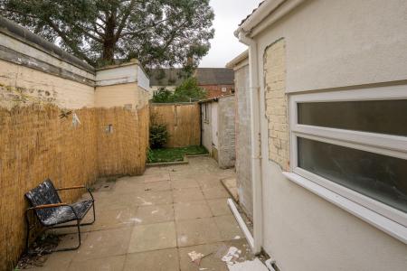 2 bedroom Terraced House for sale in Freiston Road, Boston, PE21