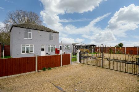 2 bedroom Detached house for sale in Sibsey Road, Boston, PE21