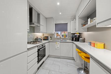 3 bedroom Terraced House for sale in Blacksmiths Grove, Fishtoft, PE21