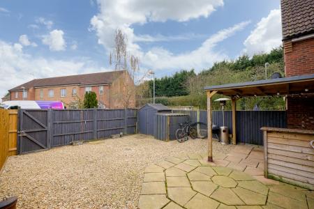 3 bedroom Terraced House for sale in Blacksmiths Grove, Fishtoft, PE21