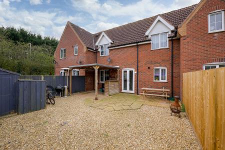 3 bedroom Terraced House for sale in Blacksmiths Grove, Fishtoft, PE21