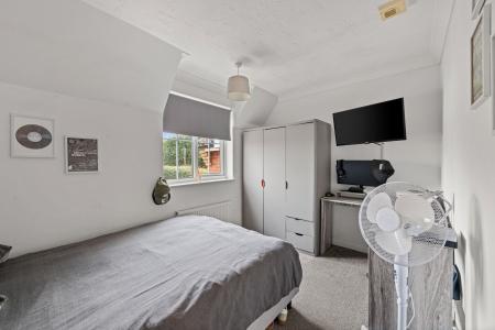 3 bedroom Terraced House for sale in Blacksmiths Grove, Fishtoft, PE21