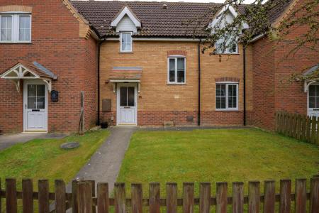 3 bedroom Terraced House for sale in Blacksmiths Grove, Fishtoft, PE21