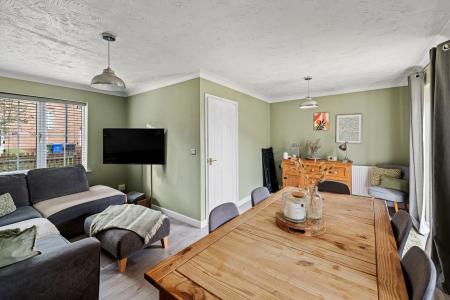 3 bedroom Terraced House for sale in Blacksmiths Grove, Fishtoft, PE21