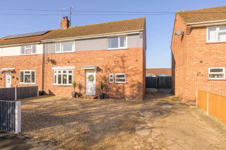 3 bedroom Semi-detached house for sale in Elizabeth Road, Boston, PE21