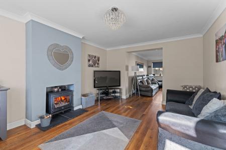 3 bedroom Semi-detached house for sale in Elizabeth Road, Boston, PE21