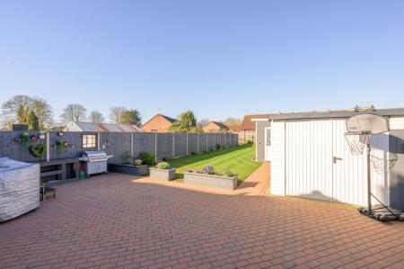 3 bedroom Semi-detached house for sale in Elizabeth Road, Boston, PE21