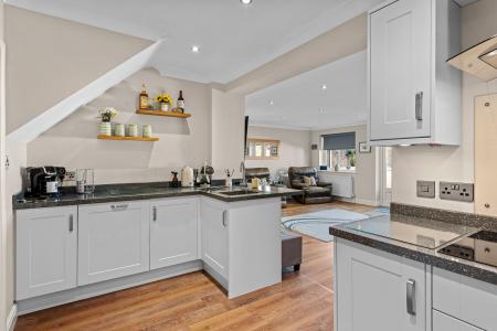 3 bedroom Semi-detached house for sale in Elizabeth Road, Boston, PE21