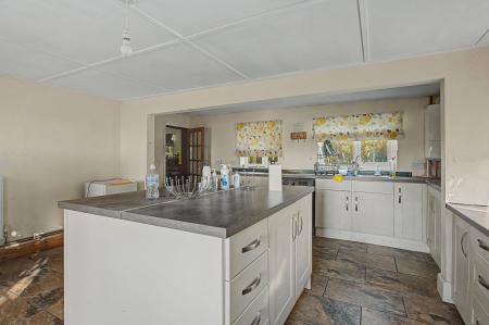 3 bedroom Detached house for sale in Main Road, Wrangle, PE22