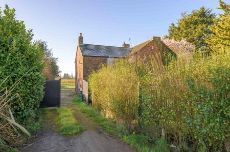 3 bedroom Detached house for sale in Main Road, Wrangle, PE22