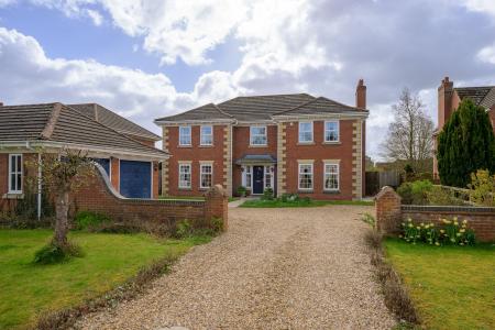 4 bedroom Detached house for sale in Millers Gate, Sibsey, PE22