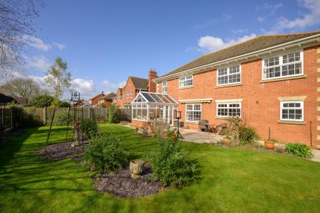 4 bedroom Detached house for sale in Millers Gate, Sibsey, PE22