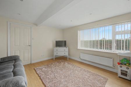 4 bedroom Detached house for sale in Main Road, Stickney, PE22