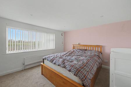 4 bedroom Detached house for sale in Main Road, Stickney, PE22